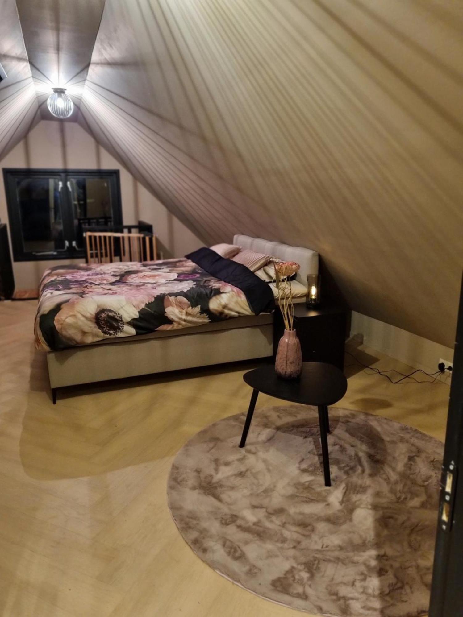 B&B In De Roos Noordbergum Bagian luar foto